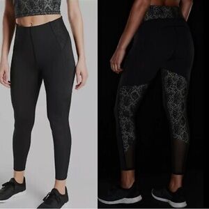 Athleta Stay Fly Reflective 7/8 Tight. M